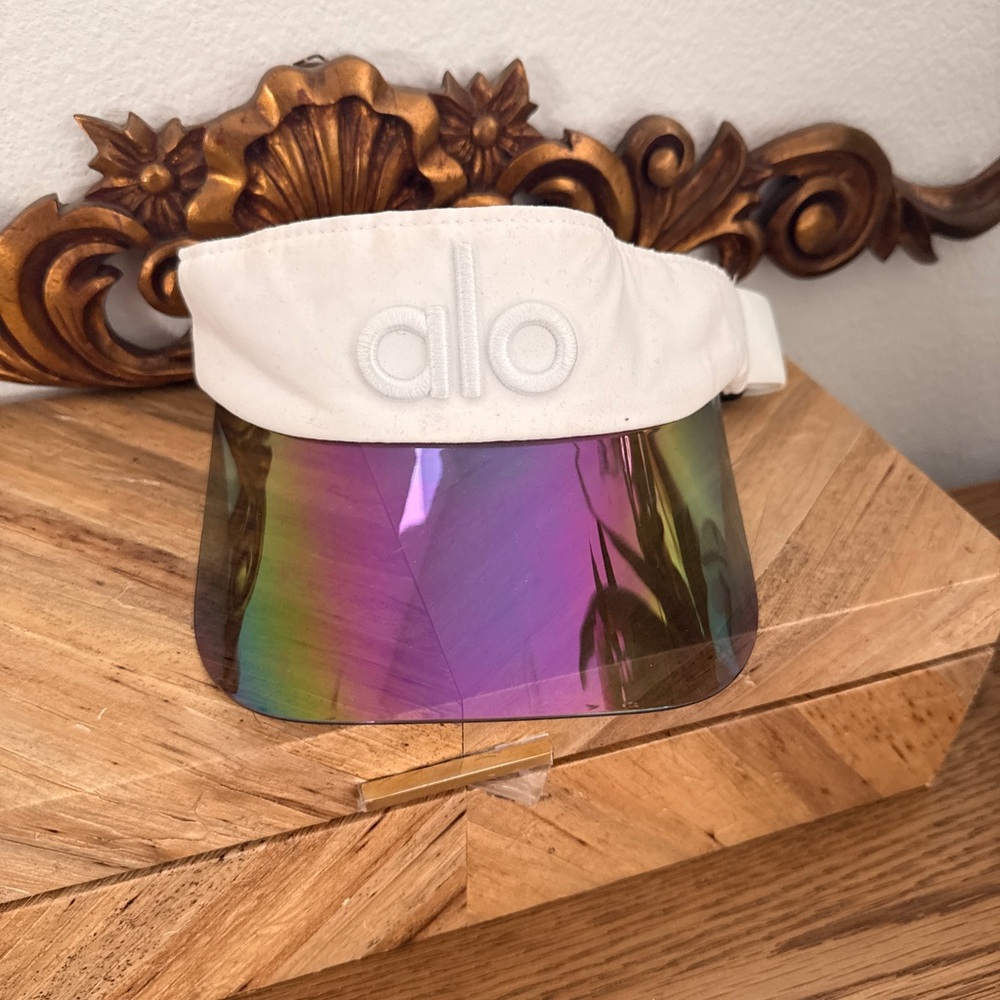 ALO Yoga Kids Rainbow Visor Hat
